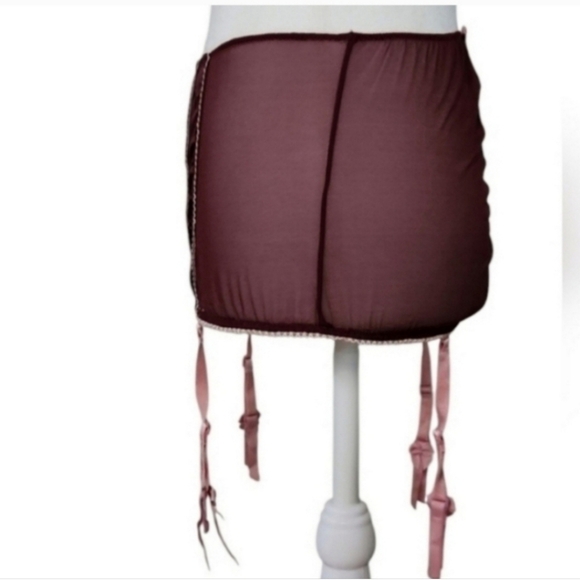 Victoria's Secret Sexy Little Things Burgandy Garter - Picture 2 of 9